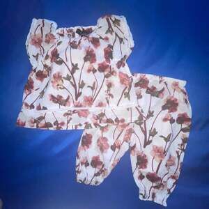 Sz 6 M Victoria Beckham Baby Girls Floral Print Top and Bloomer Pants Set - 6 Mo